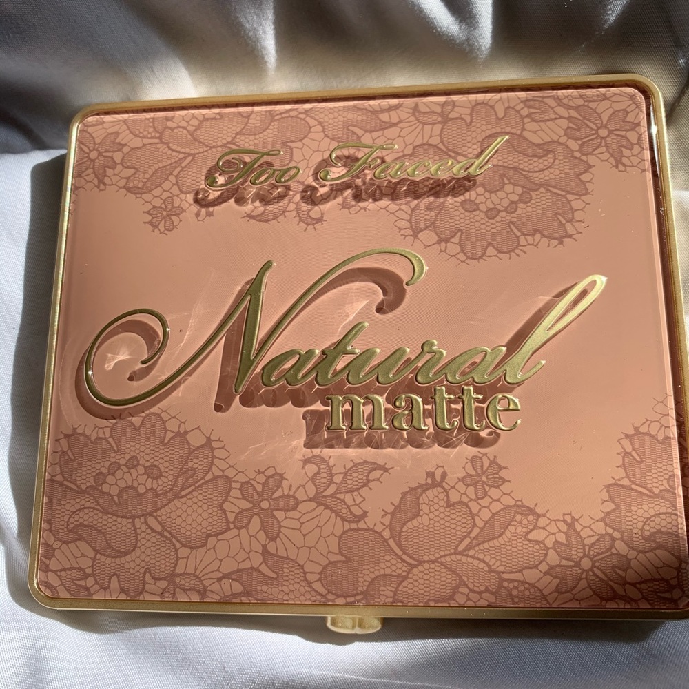 Too Faced Natural Mattes Palette